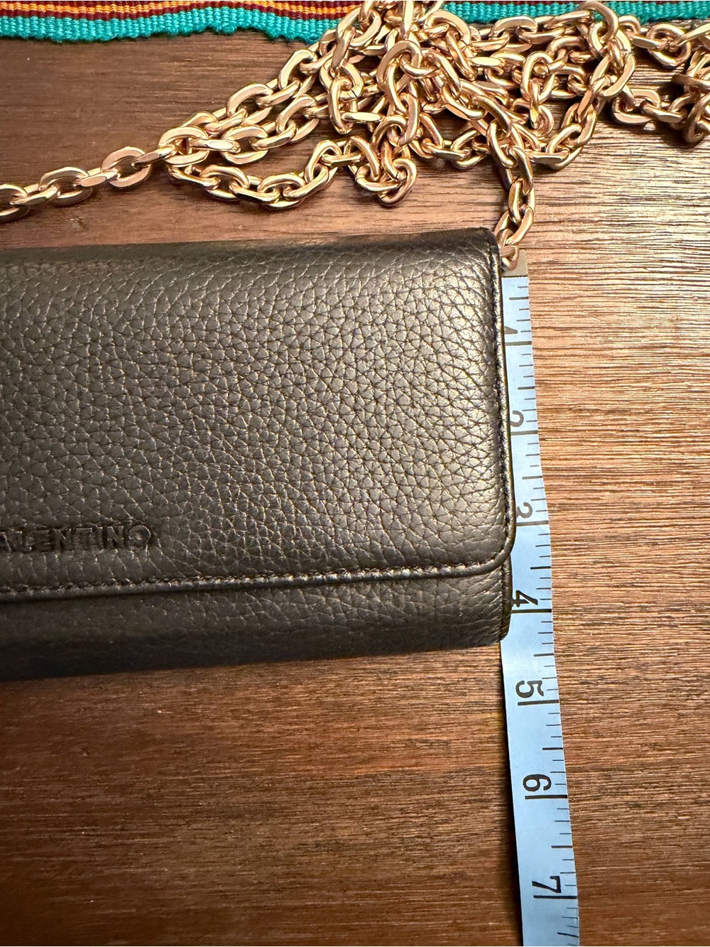 Valentino Black Leather Crossbody Wallet with Gold Chain - Picture 5 of 6